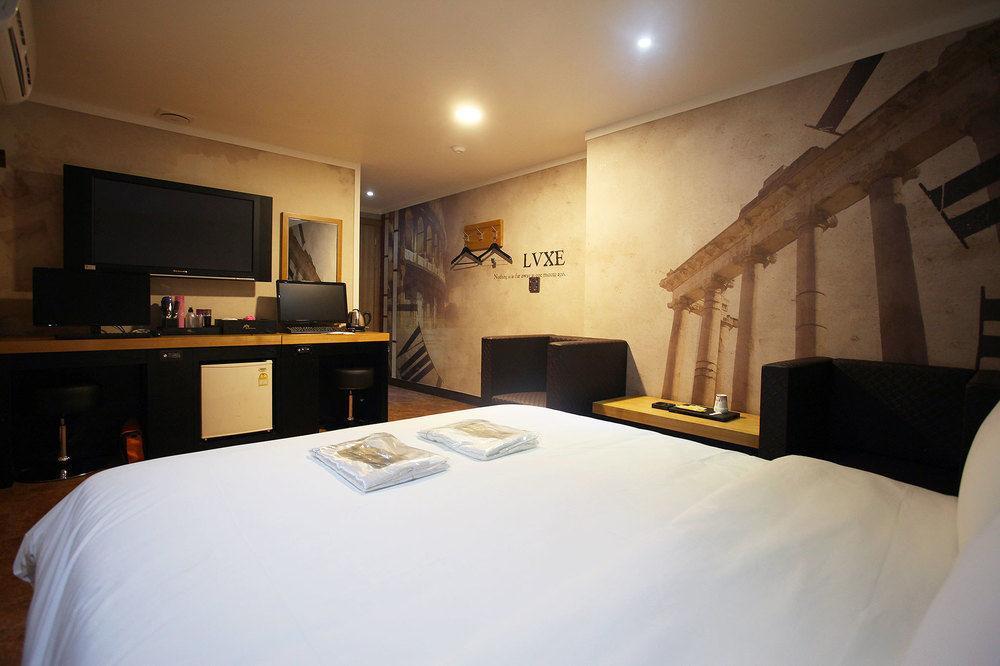 Luxe Hotel Paju Buitenkant foto