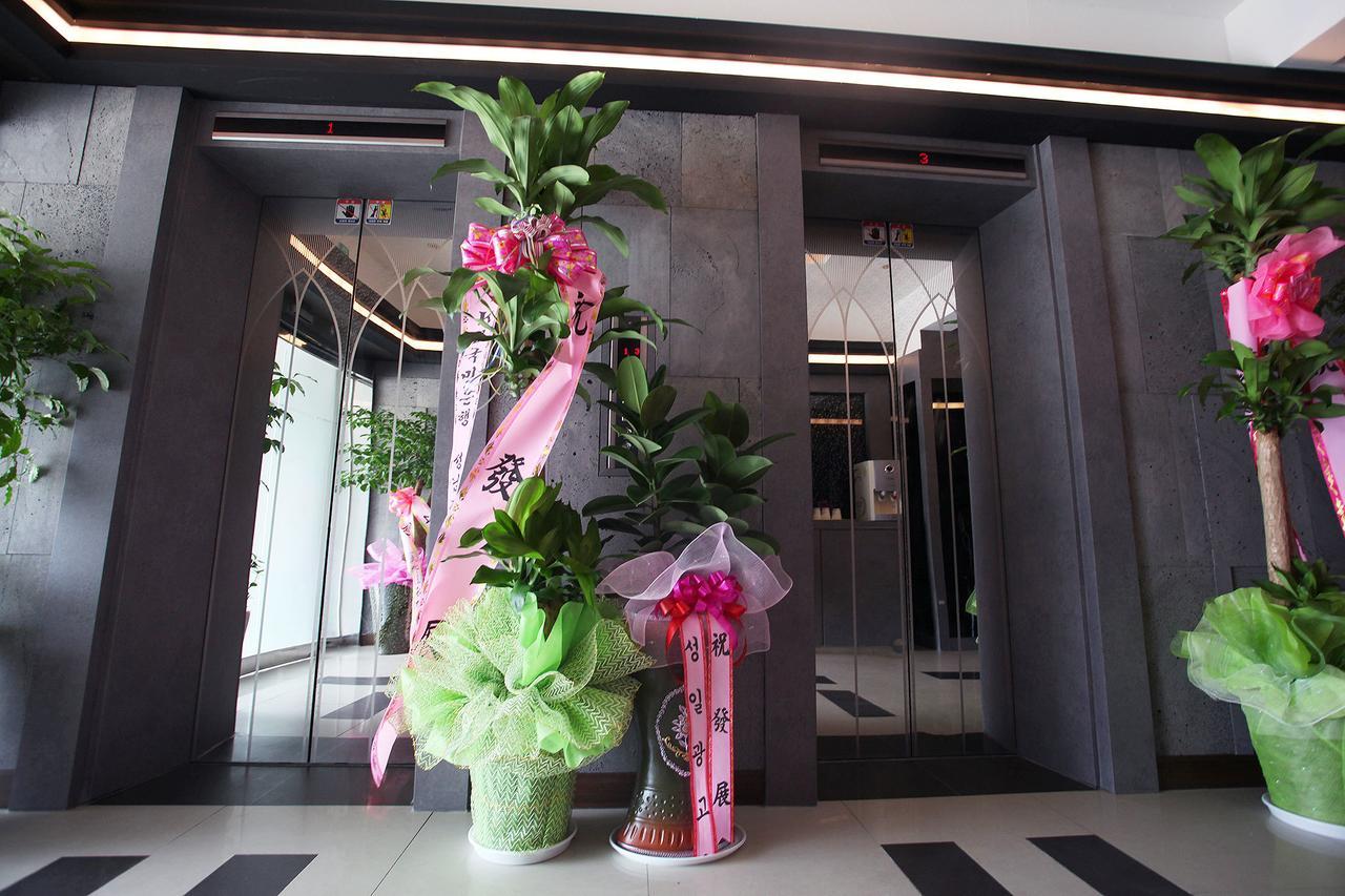 Luxe Hotel Paju Buitenkant foto