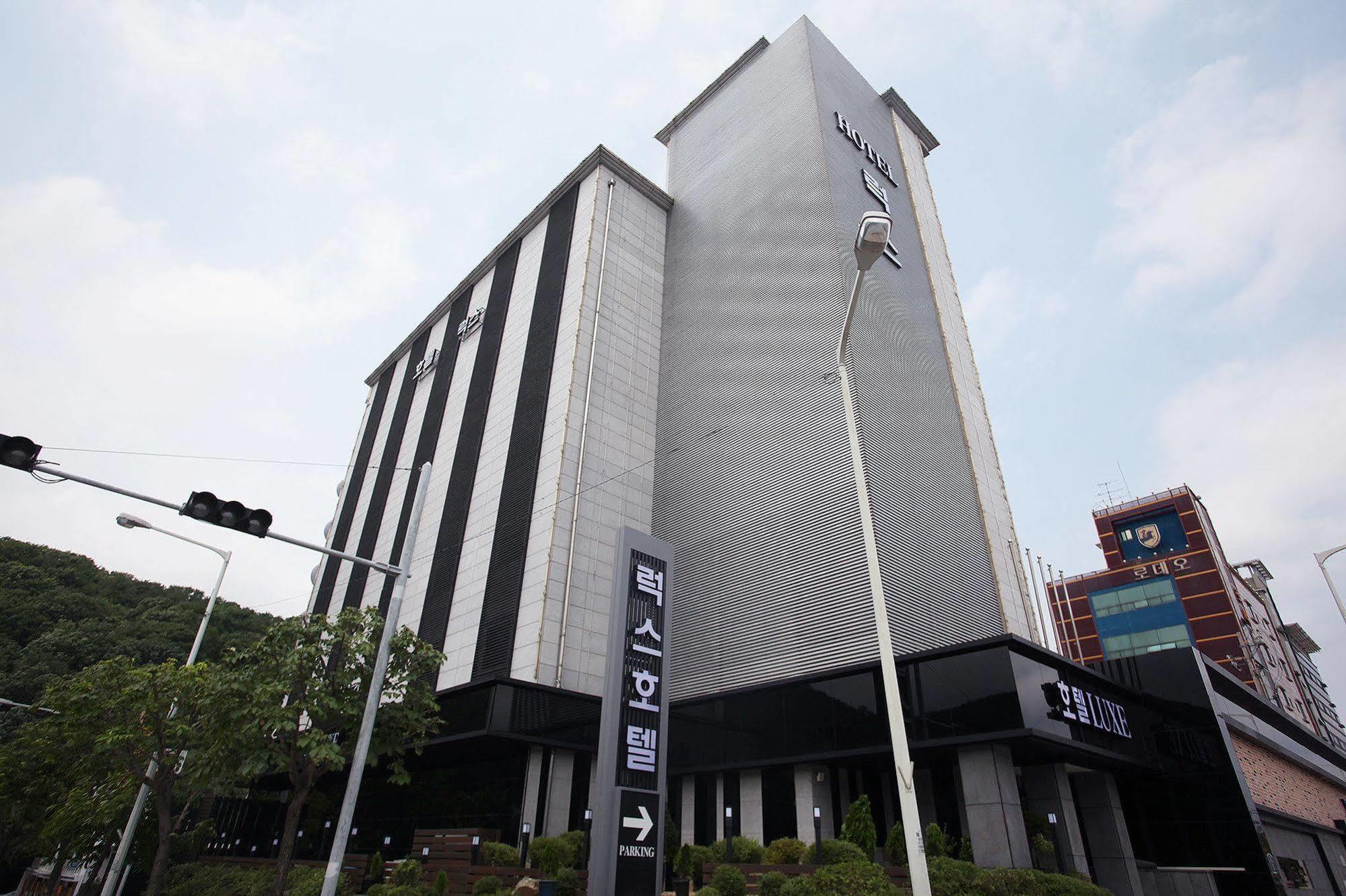 Luxe Hotel Paju Buitenkant foto